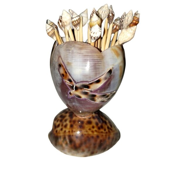 Vintage Cowrie Shell Toothpick Holder Beach House Decor Souviner Collectible - Picture 9 of 9